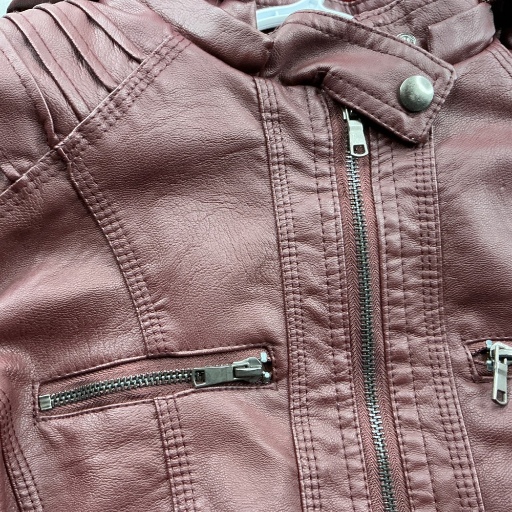Burgundy Faux Leather Hooded Moto Jacket Faux Fur Lined Pockets Med Streetwear - Picture 3 of 16